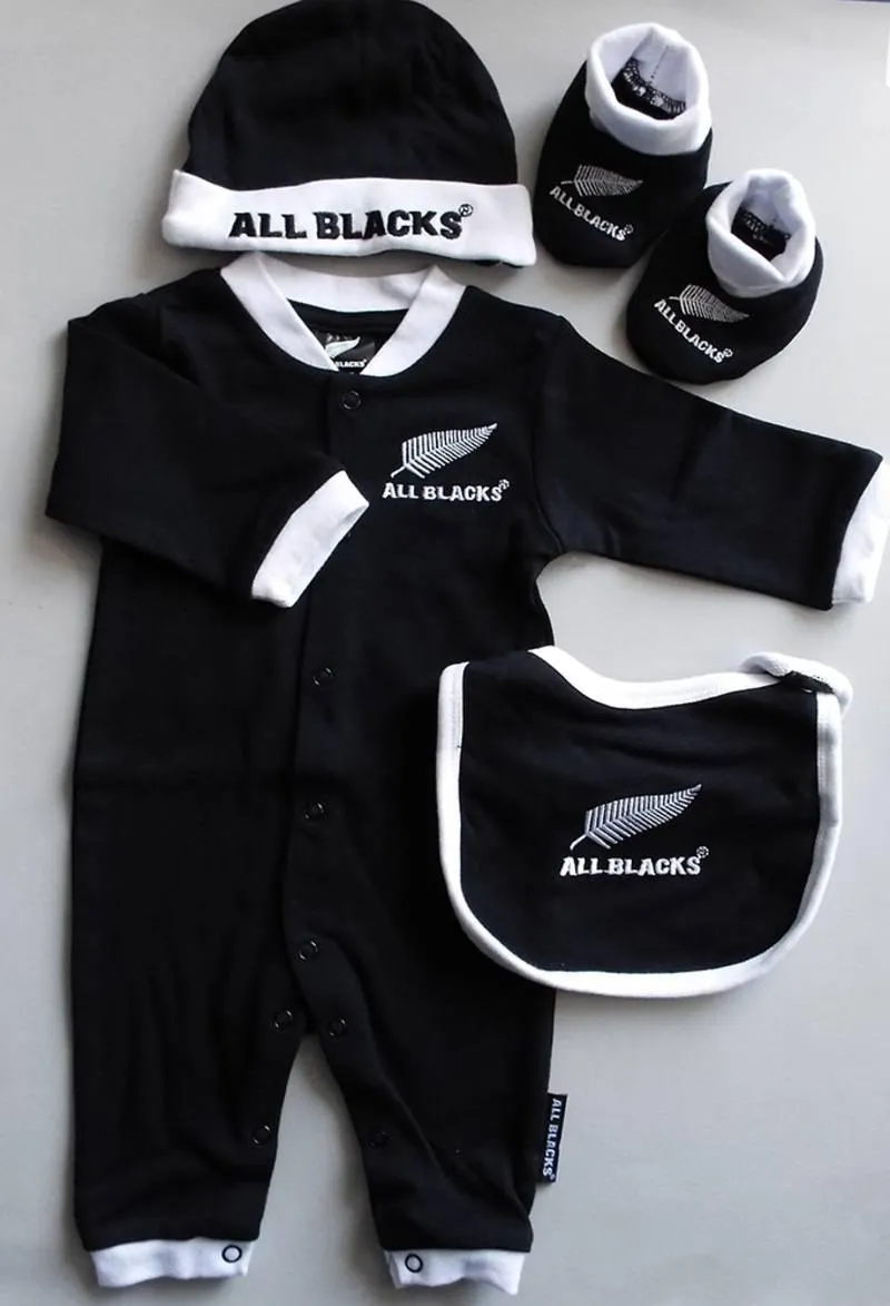 All Blacks Rugby 4 Piece Newborn Baby Gift Set