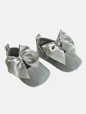 Baby Girl Shiny PU Infant Shoes with Large Satin Bow - Grey