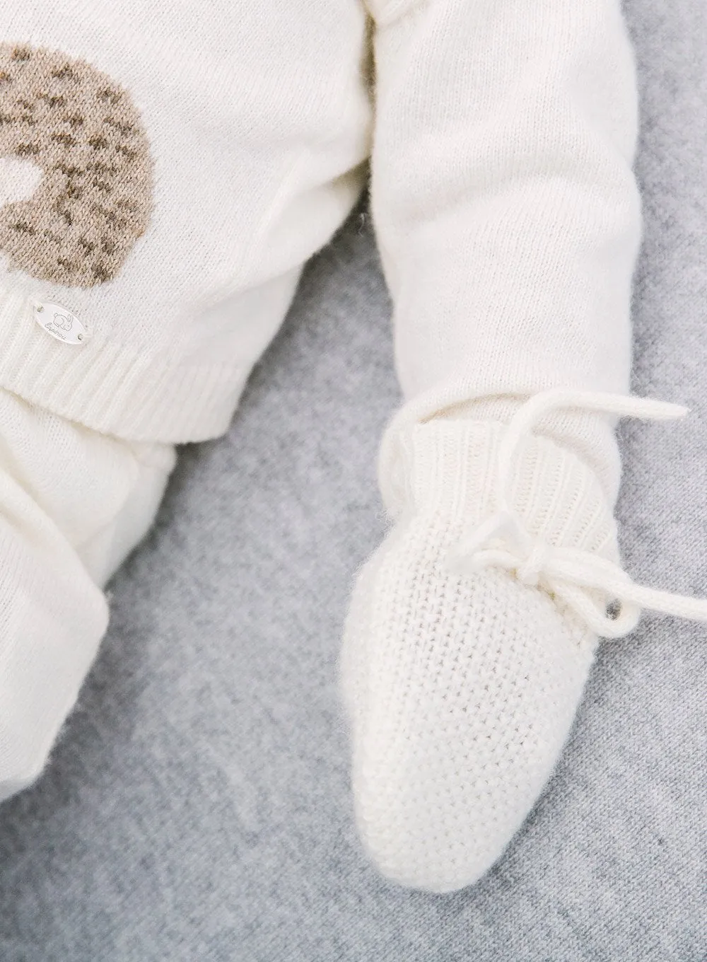 Baby Mittens in White