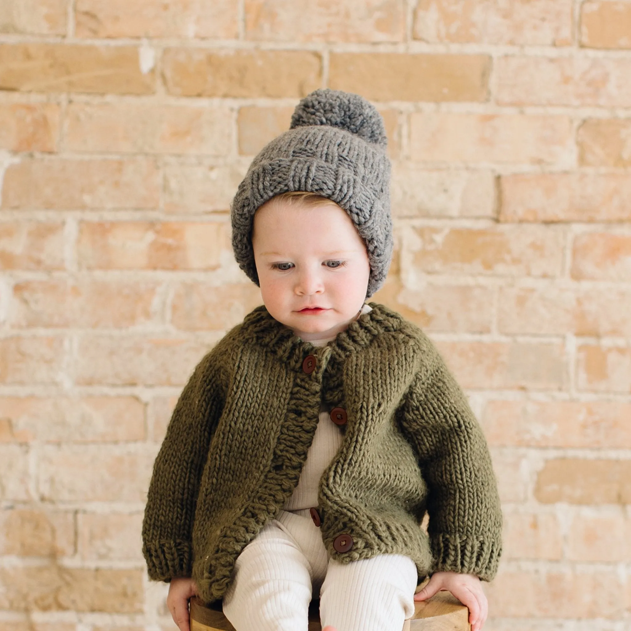 Classic Cardigan, Olive