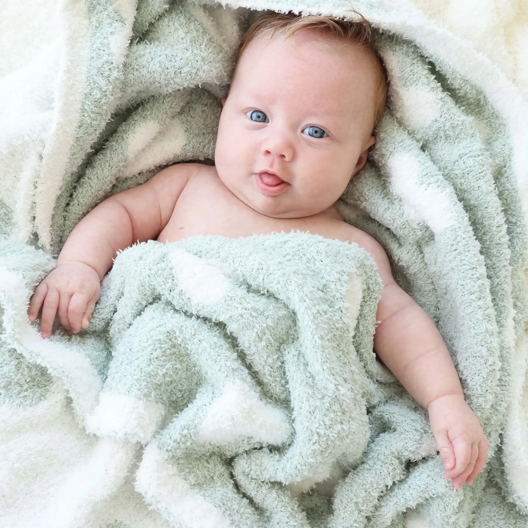 CuddleLane™ Luxe Blankets | Rain Hearts