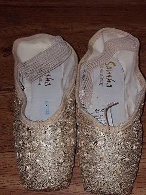 Deco 4 -- Pointe Shoe -- Gold Glitter