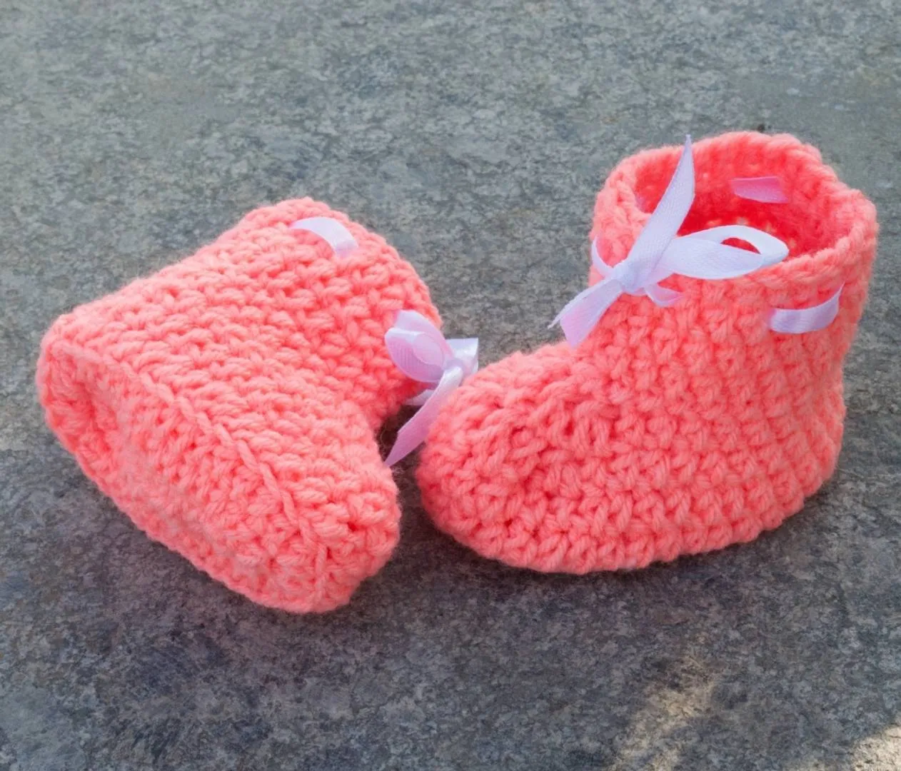 Long Lasting Peach Woven Design Wool Kid's Booties