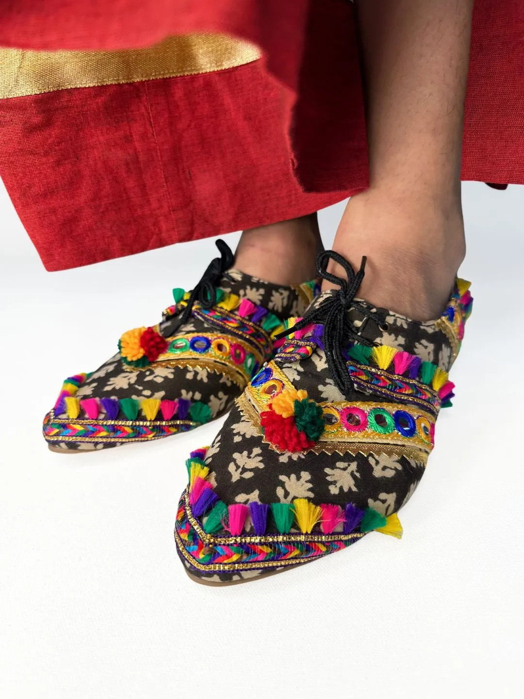 Navratri Special Pom Pom Oxfords