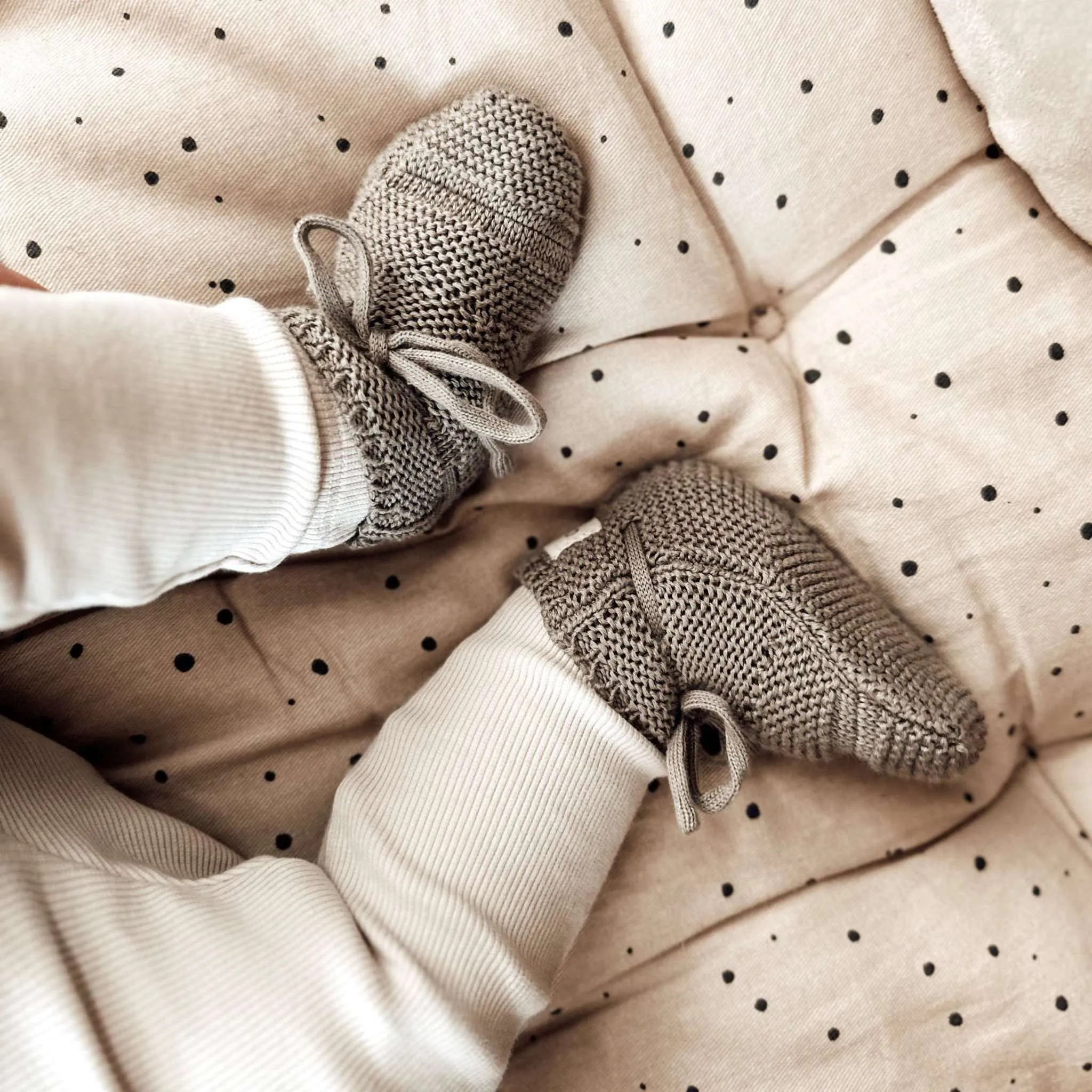 Organic Knit Booties - Khaki