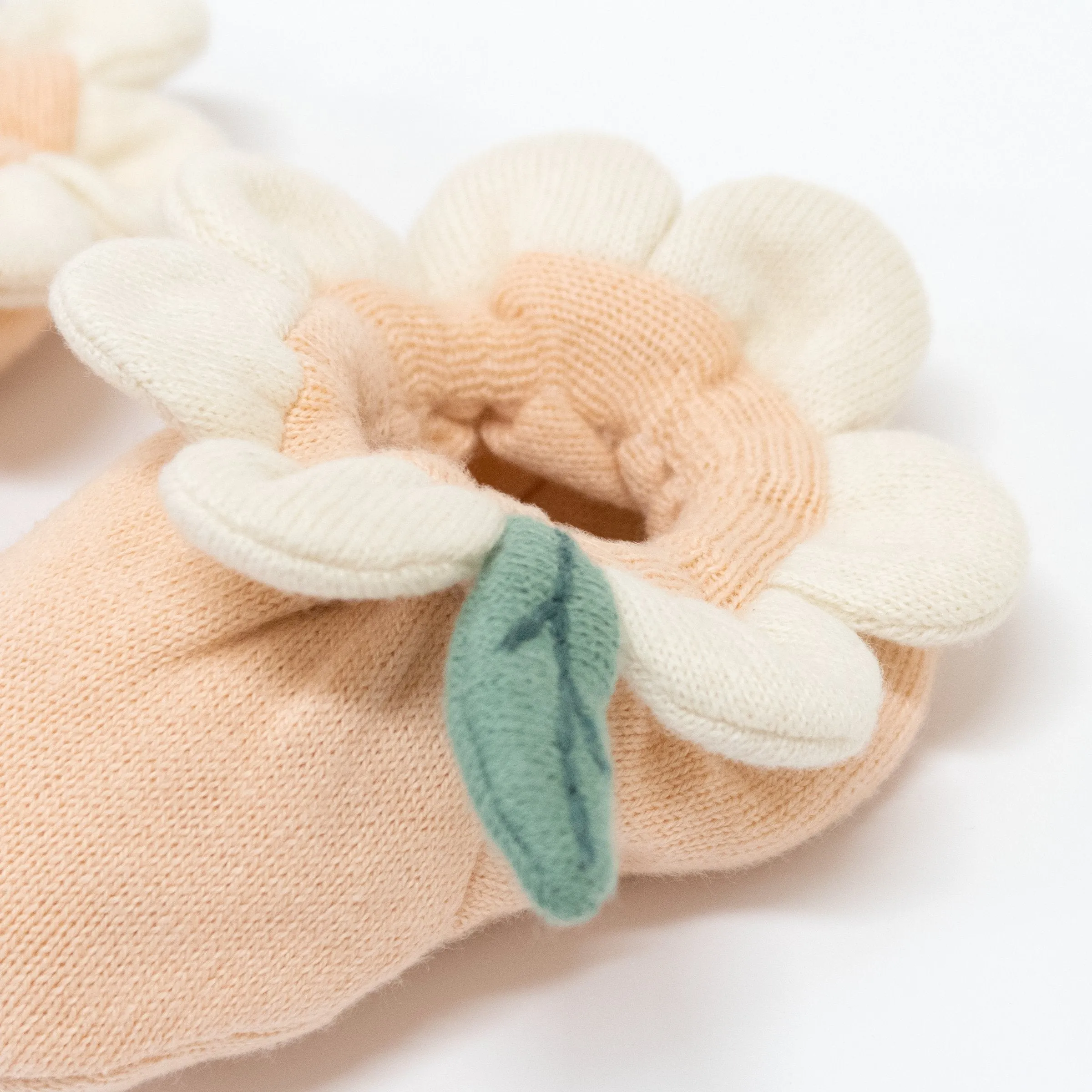 Peach Daisy Baby Booties