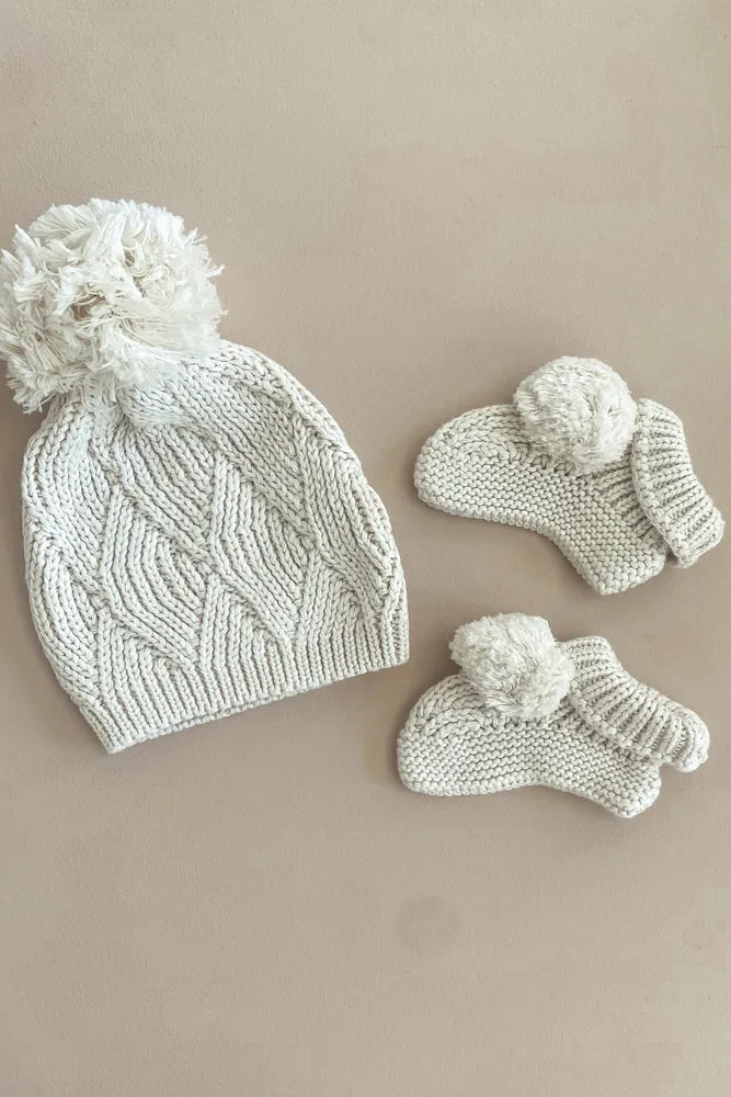 Shell Stitch Newborn Bonnet & Booties