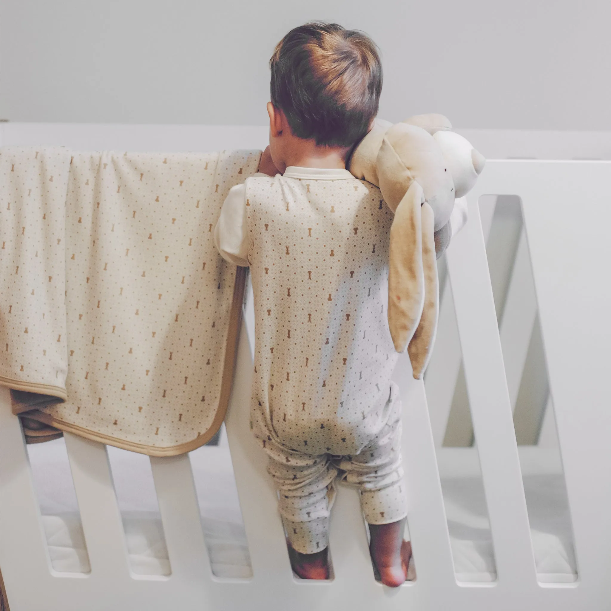 Sleepsuit with print BROWN