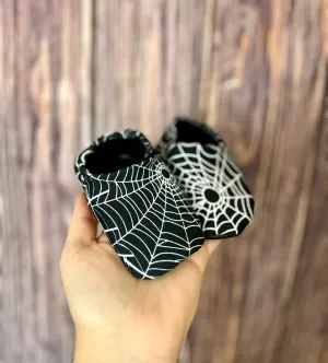 Spiderweb Baby Booties