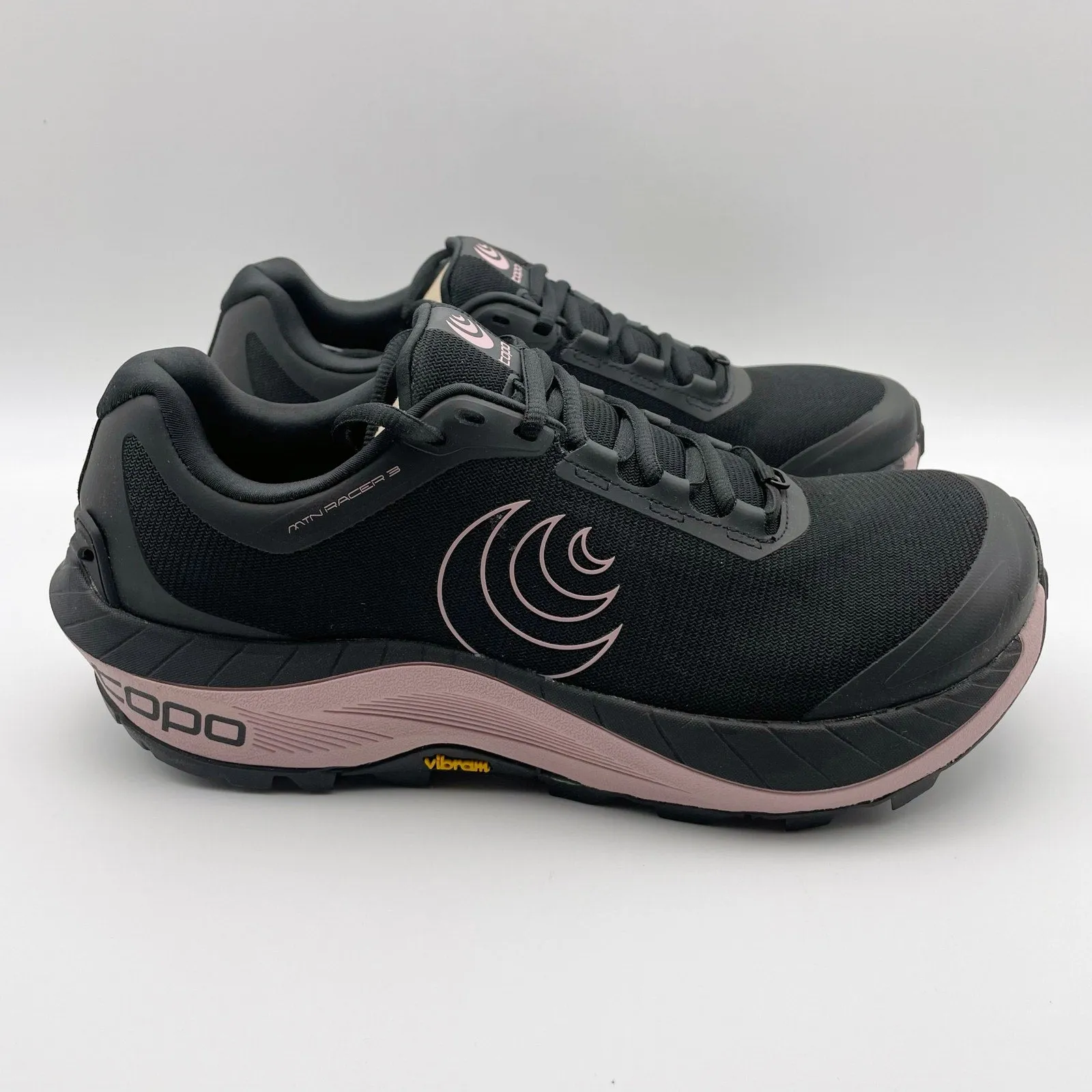 Topo Athletic Women's MTN Racer 3 Sneakers US 9 EU 40.5 Black Trail Running