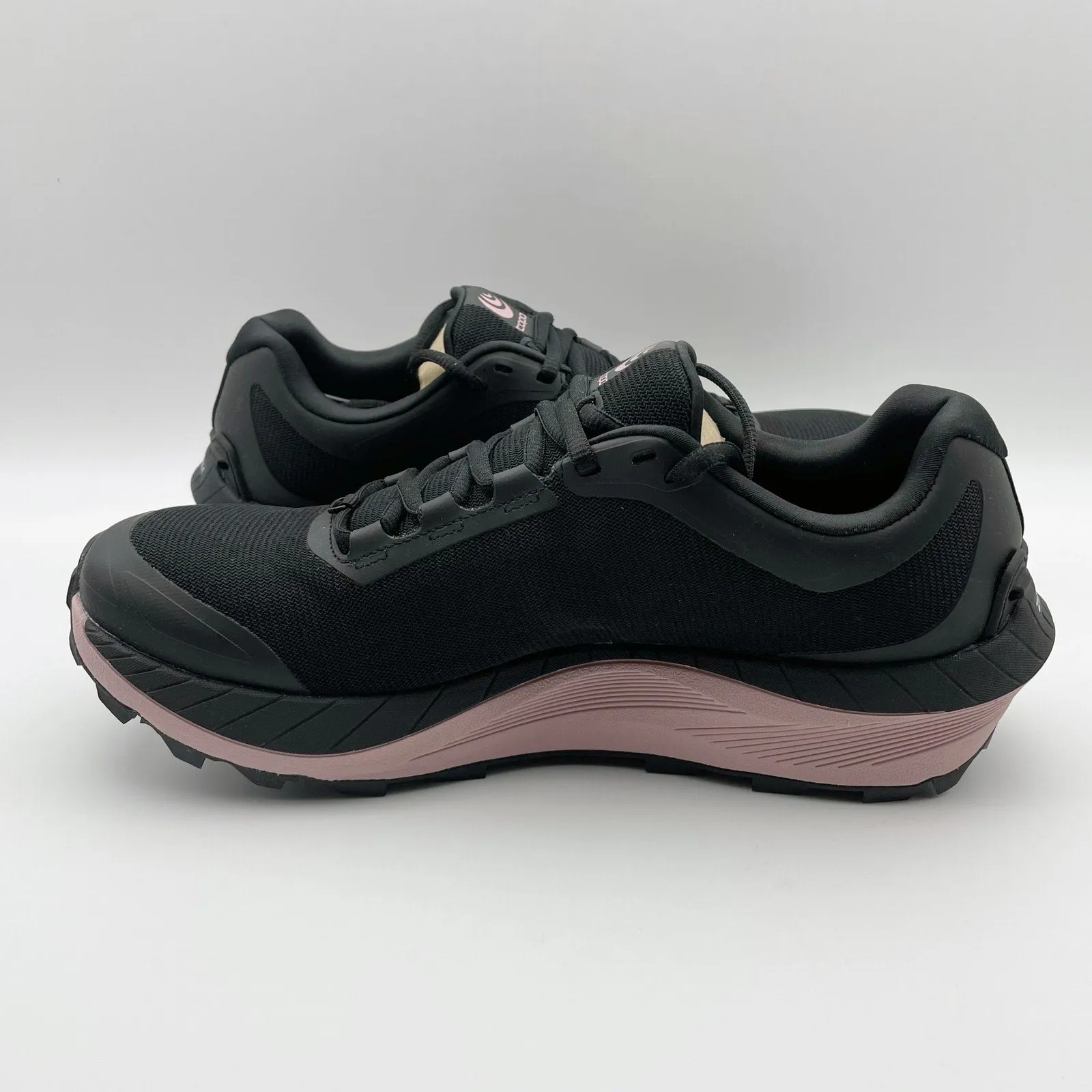 Topo Athletic Women's MTN Racer 3 Sneakers US 9 EU 40.5 Black Trail Running