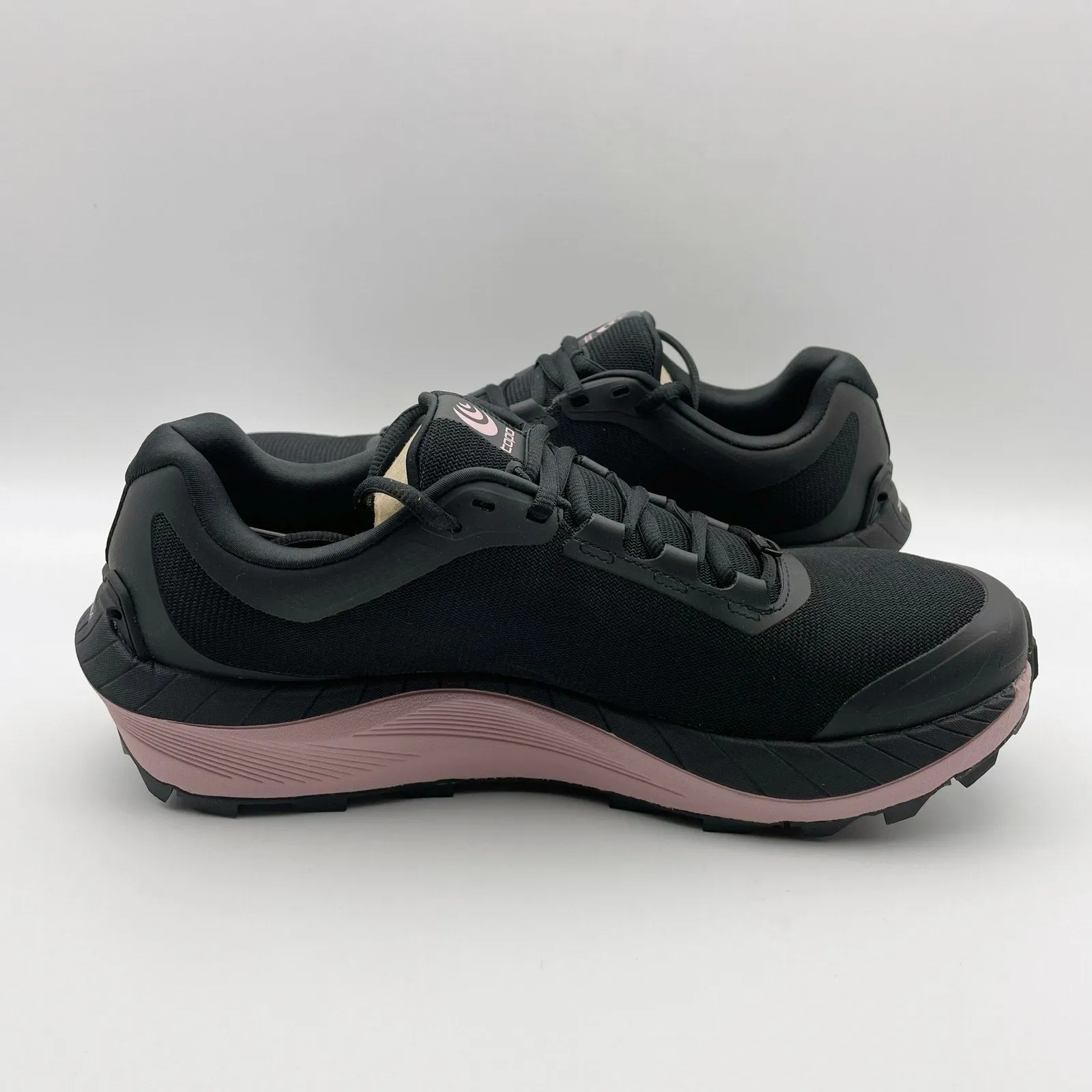 Topo Athletic Women's MTN Racer 3 Sneakers US 9 EU 40.5 Black Trail Running