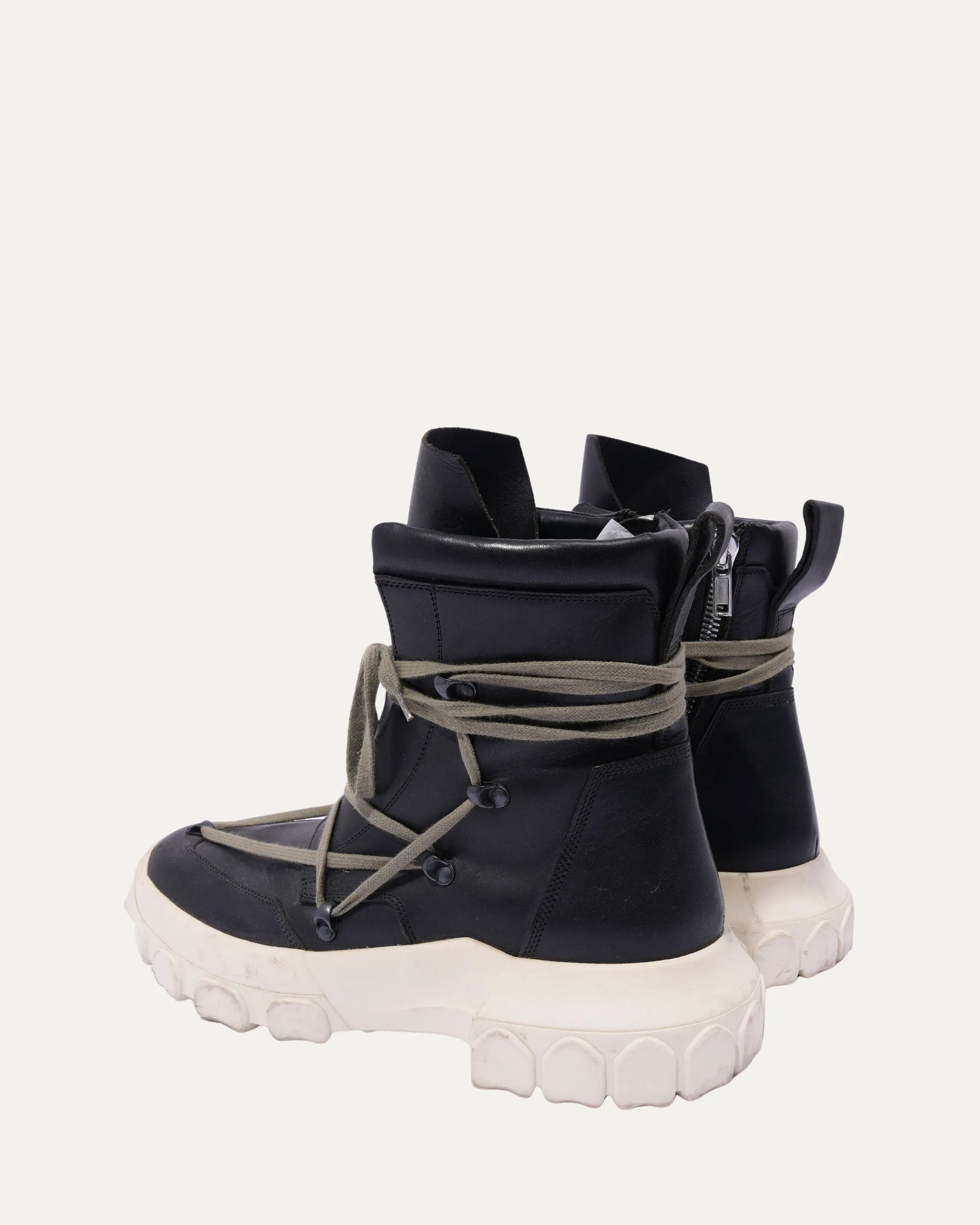 Tractor Hexagram Hiking Boots